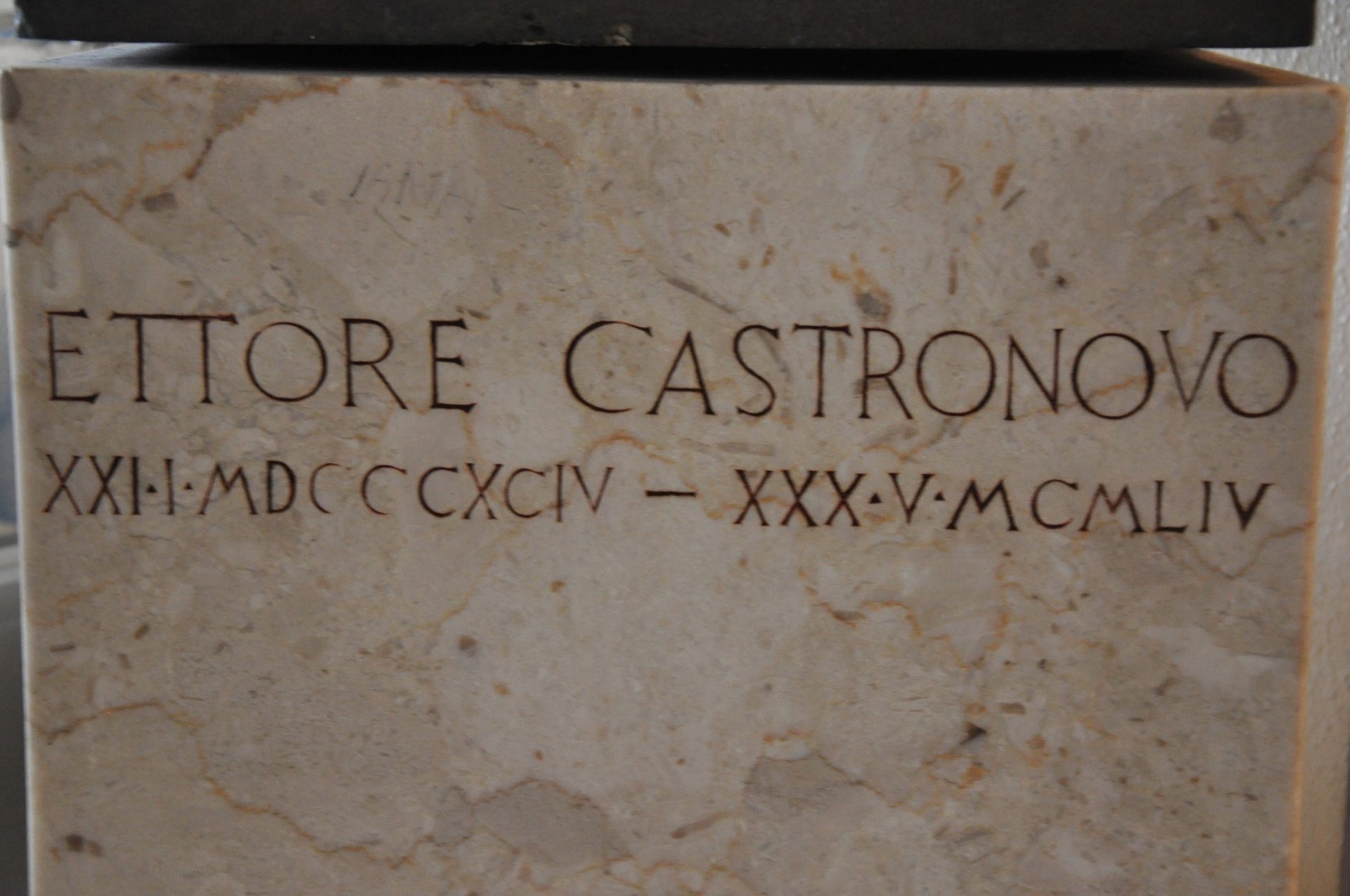 5-Ettore%20Castronovo%27s%20Bust.JPG